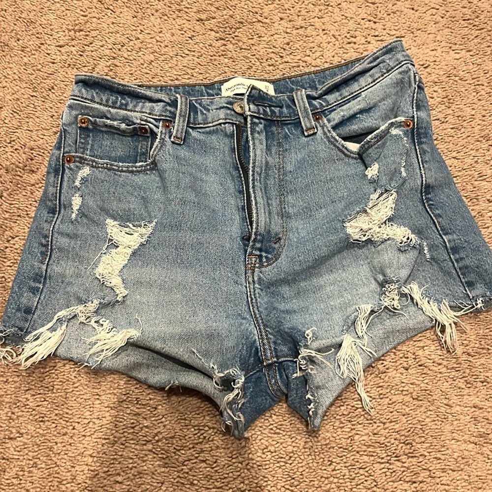 Abercrombie & Fitch High Rise Mom Short